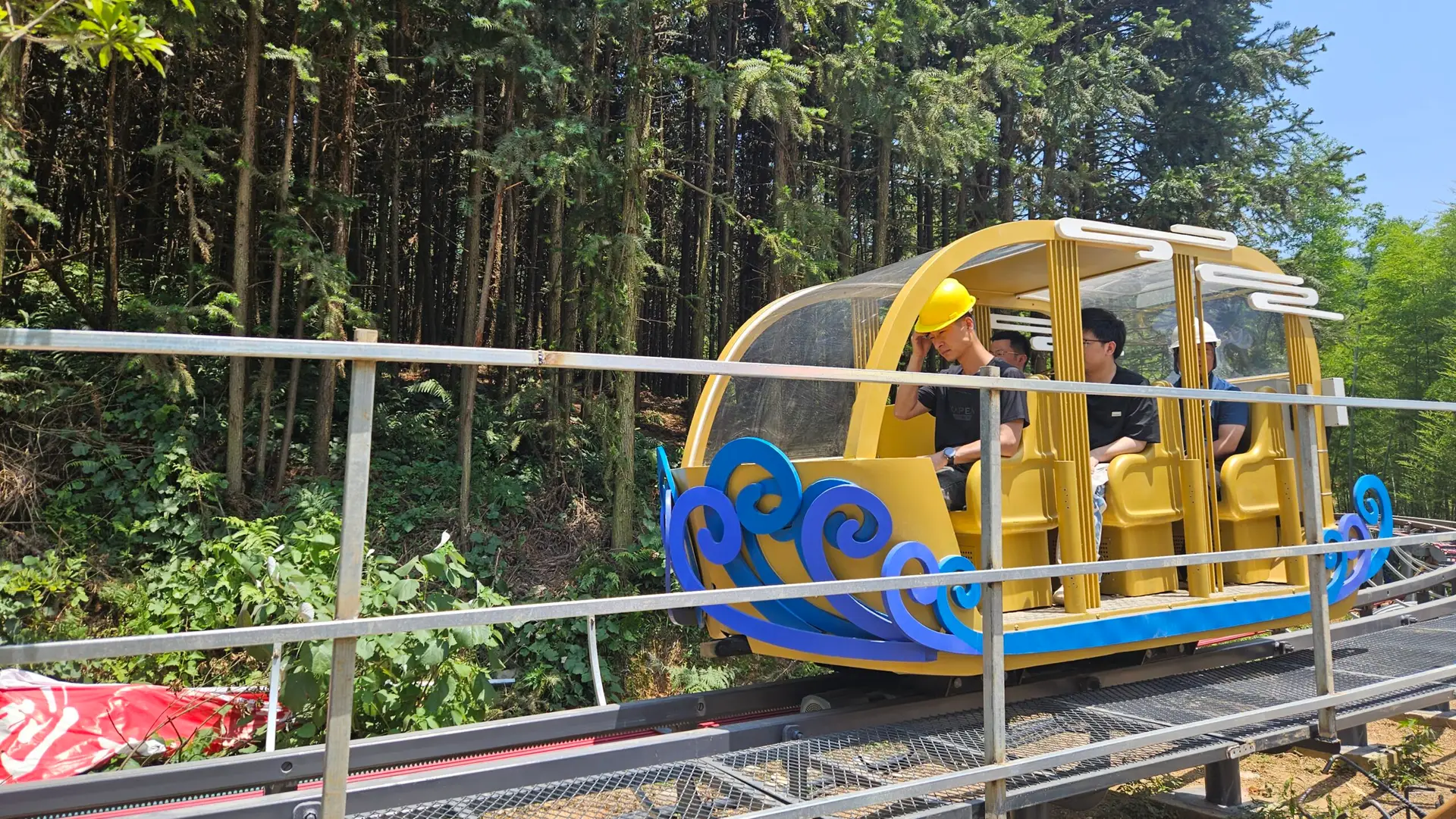 Eco-Friendly Gravity Mountain Rail Car | Zero-Power Track Luge | Sustainable Nature Attraction